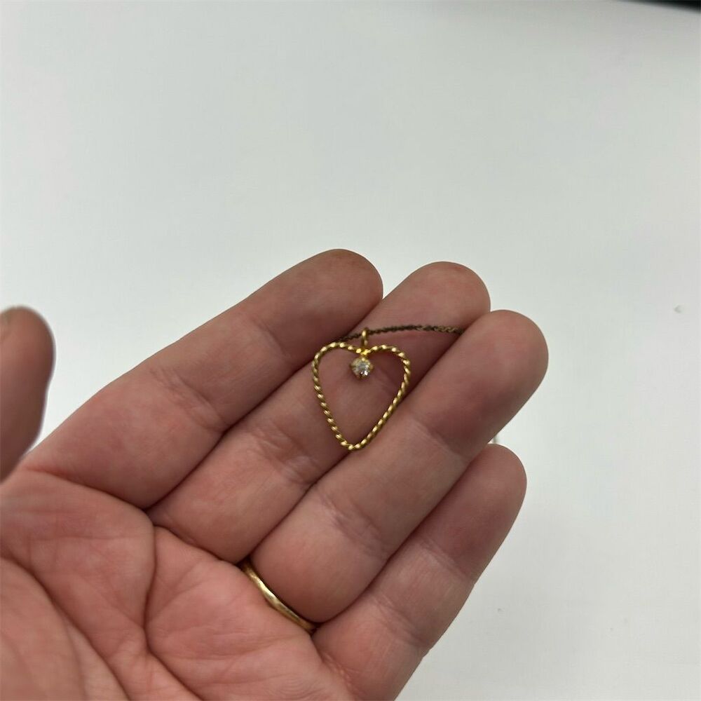 Vintage Heart Pendant Rhinestone Necklace Gold-Tone Minimalist Anniversary Gift - Picture 2 of 3